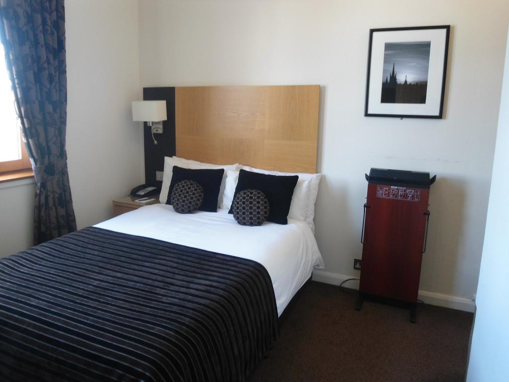 Park Hotel Montrose Buitenkant foto