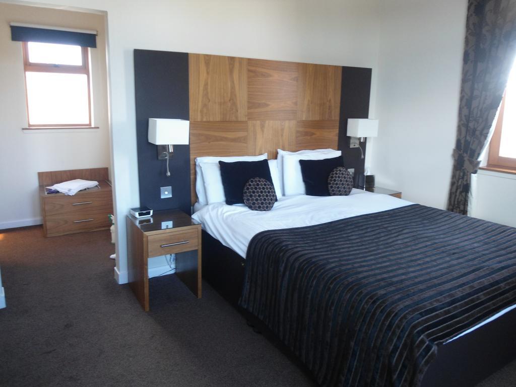 Park Hotel Montrose Buitenkant foto